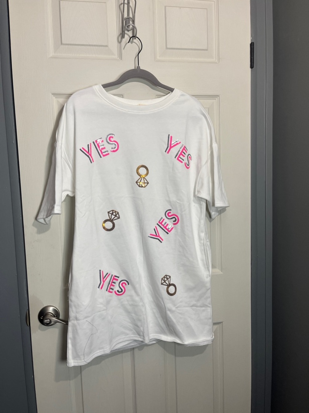 Peach Love California White Mini Dress with Pink YES Graphic